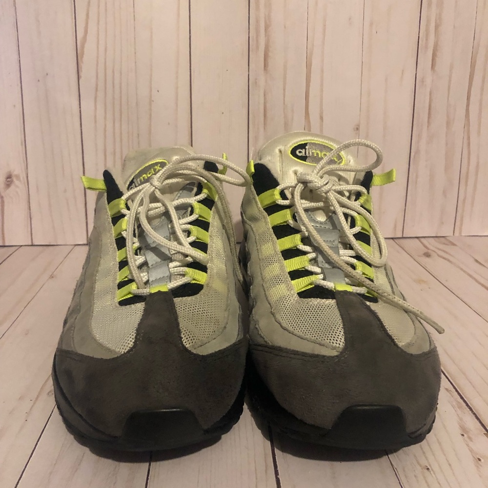 AIR MAX 95 OG 'NEON' 2015 size 13